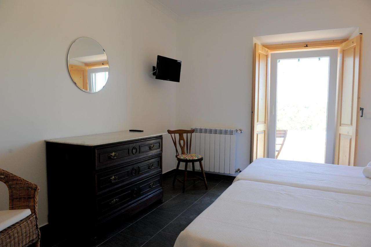 Casa Das Rendufas- Turismo Rural Com Figos Rendufas da Estrada Luaran gambar